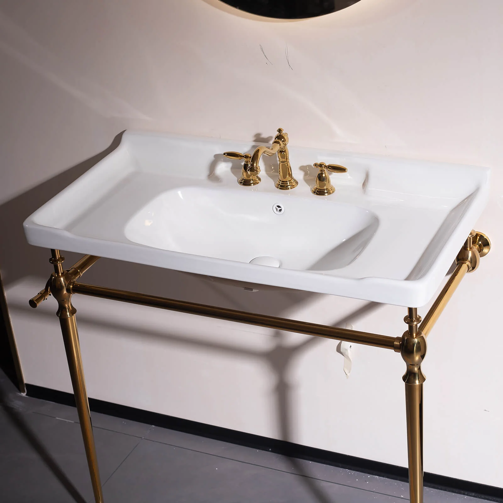 36" White Ceramic Console Sink with Gold Metal Legs - Image 2