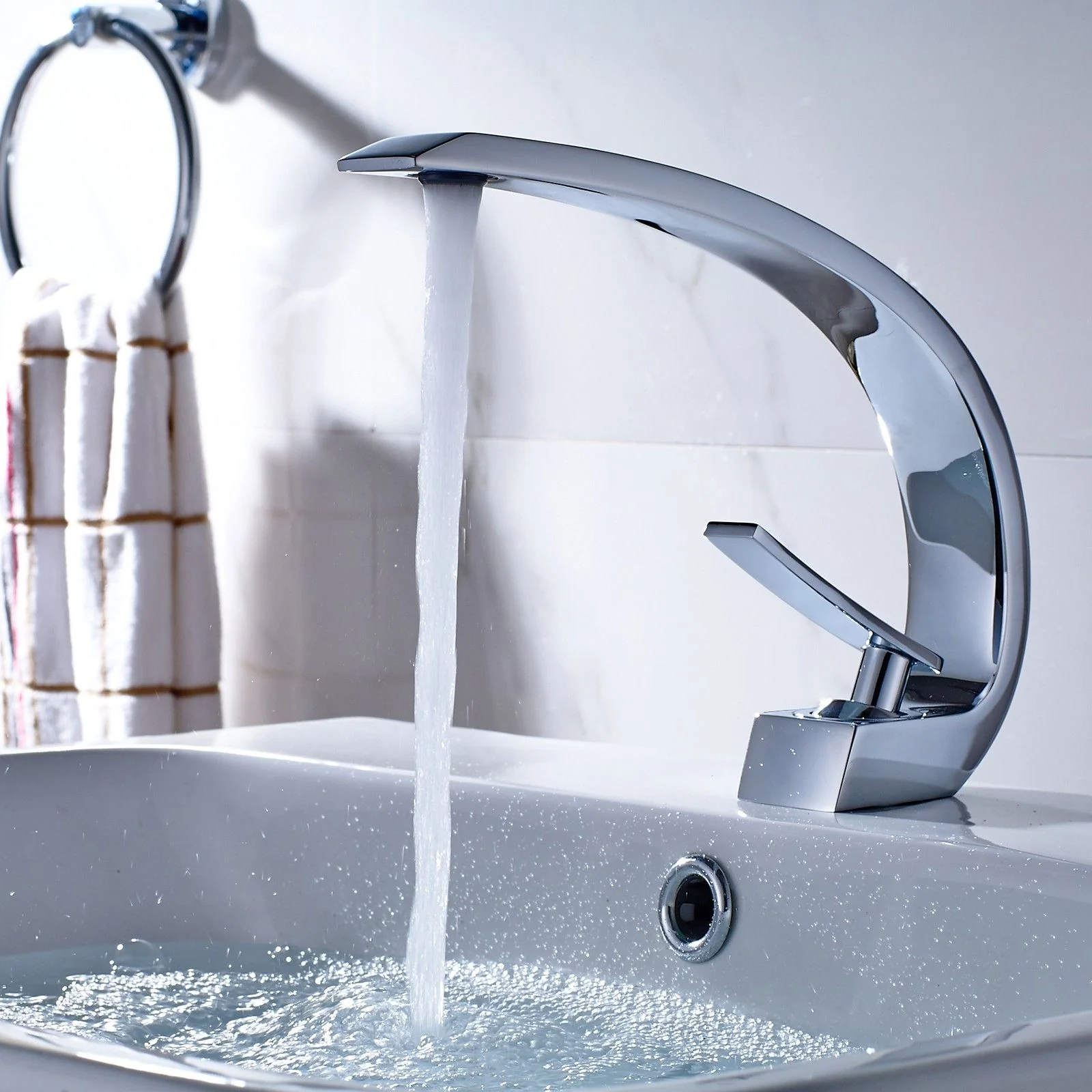 Modern Geometric Shape Single Hole Bathroom Sink Faucet, Brass - Image 13